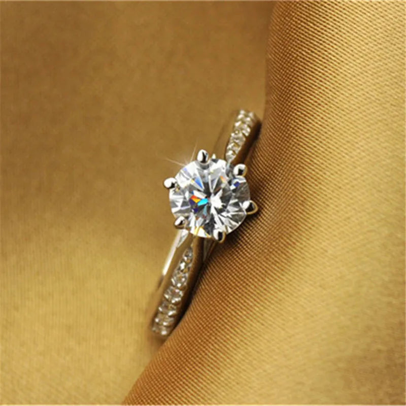 Lia Love – Silver Ring with Stone