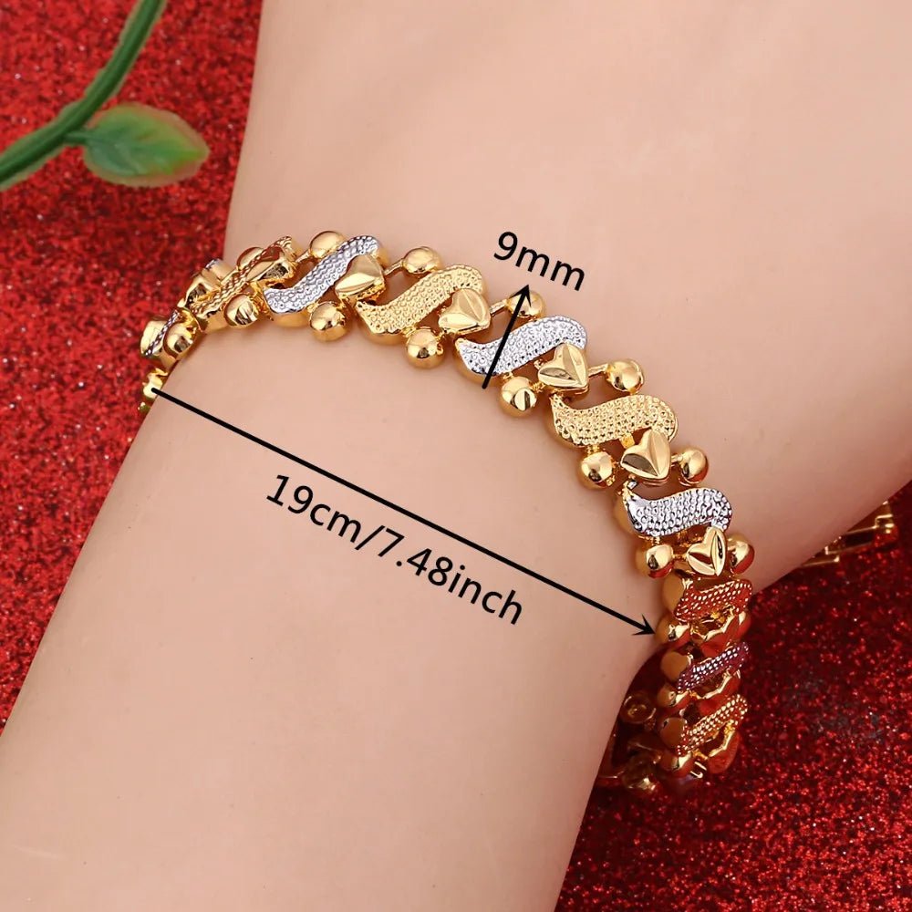 Luxus-Armreif „Herzgold“ – 24K vergoldet, Unisex