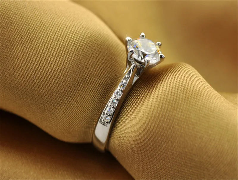 Lia Love – Silver Ring with Stone