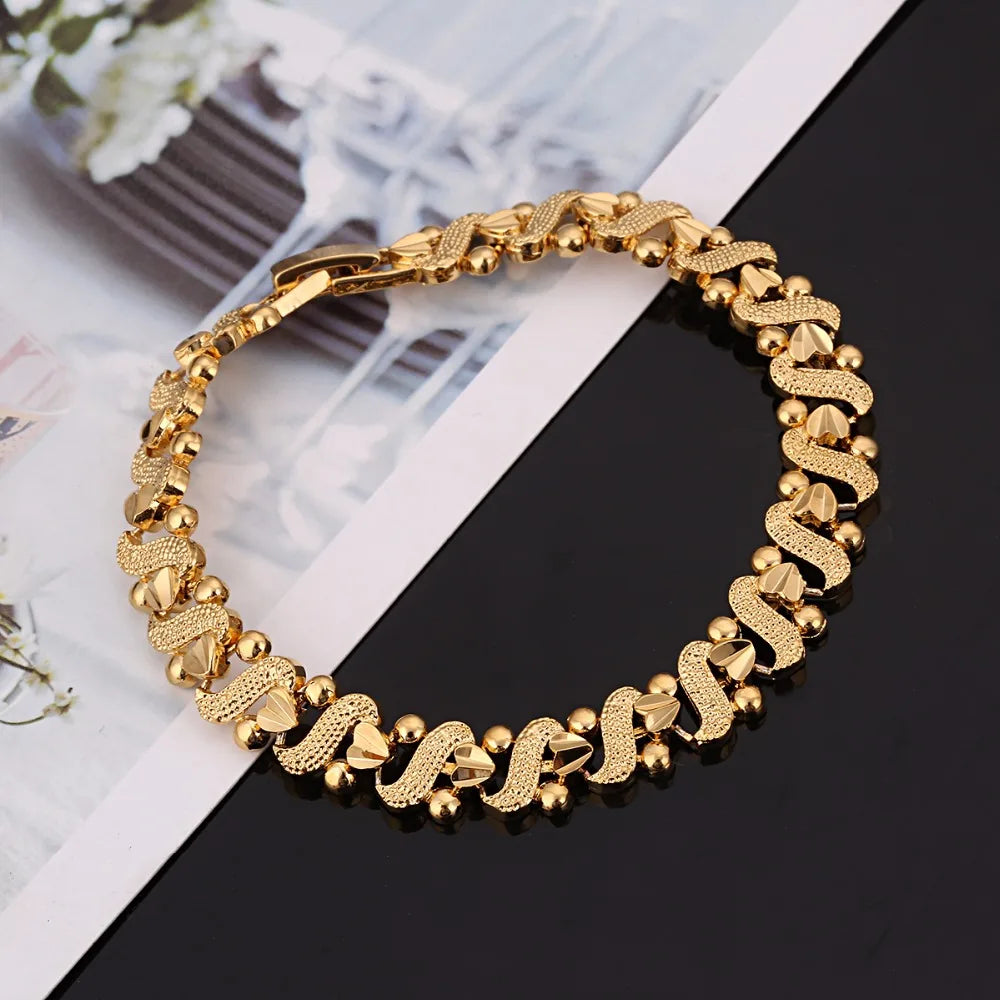 Luxus-Armreif „Herzgold“ – 24K vergoldet, Unisex