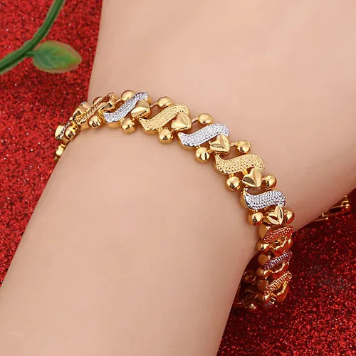 Luxus-Armreif „Herzgold“ – 24K vergoldet, Unisex