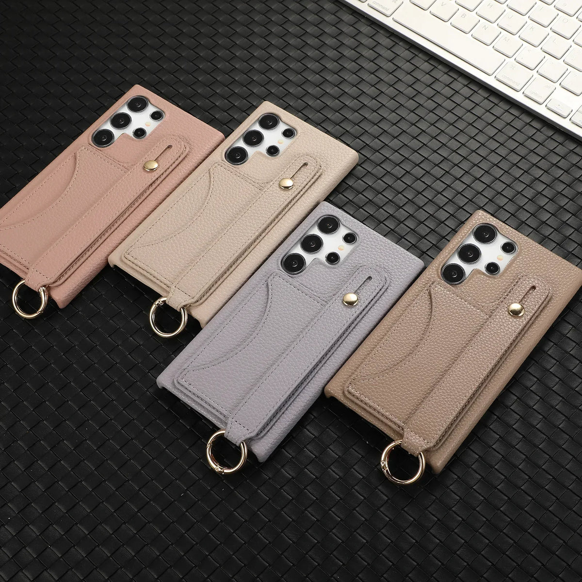 Elegant phone case with zipper