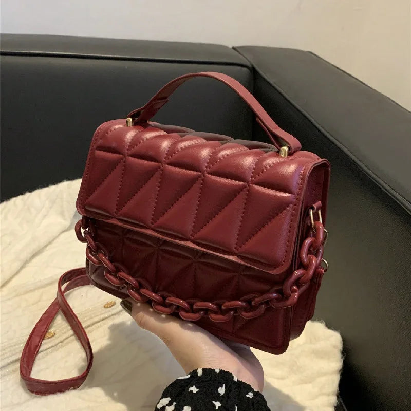 Mini Stepp-Tasche für Damen – Crossbody Bag mit Magnetverschluss und verstellbarem Schulterriemen