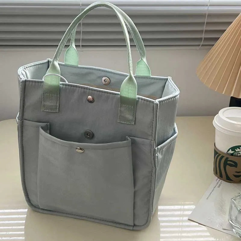 Practical Canvas Shopper with Zipper and Inner Compartments