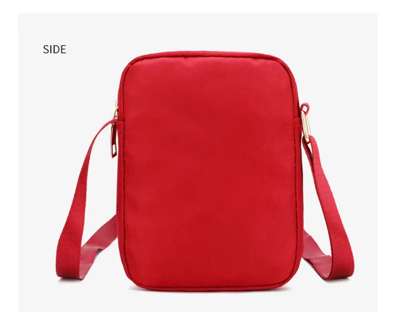Kompakte Crossbody Handtasche Lederoptik mit Reißverschluss mit