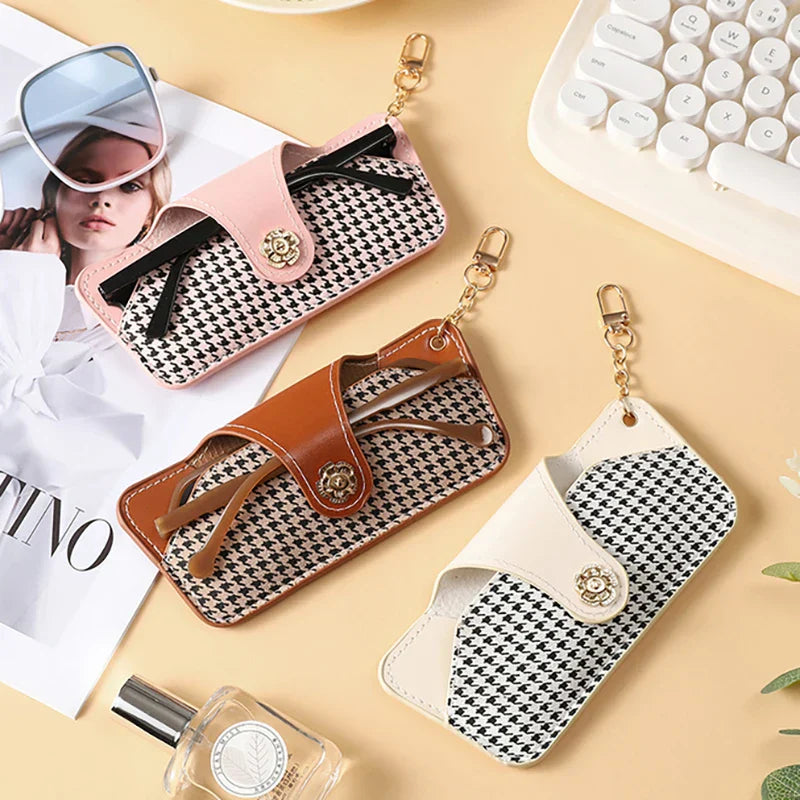 Minimalistisches Brillenetui Lederoptik