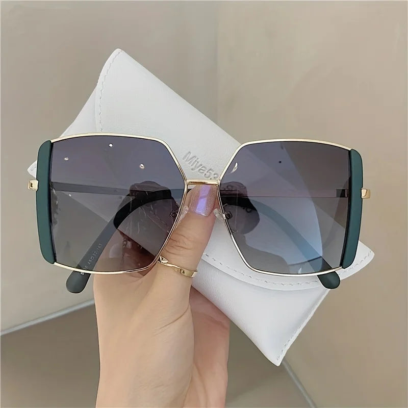 Trendy Square Metal Sunglasses