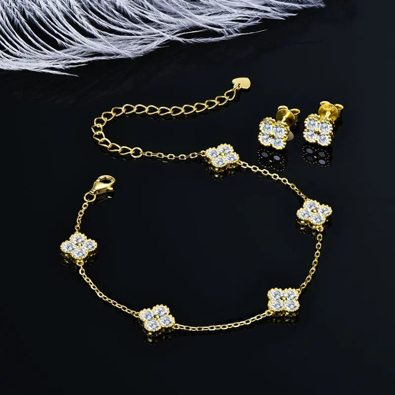 IOGOU 3 In 1 Clover Flower Jewelry Sets Silver 3mm D Moissanite Pendant Necklace Bracelet Stud Earrings Sets Charm
