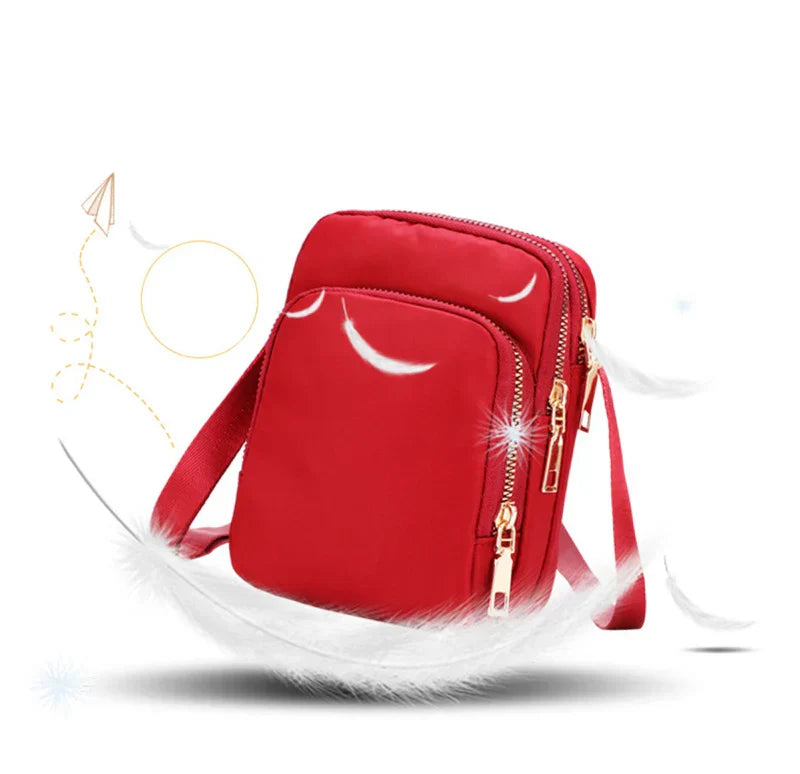 Kompakte Crossbody Handtasche Lederoptik mit Reißverschluss mit