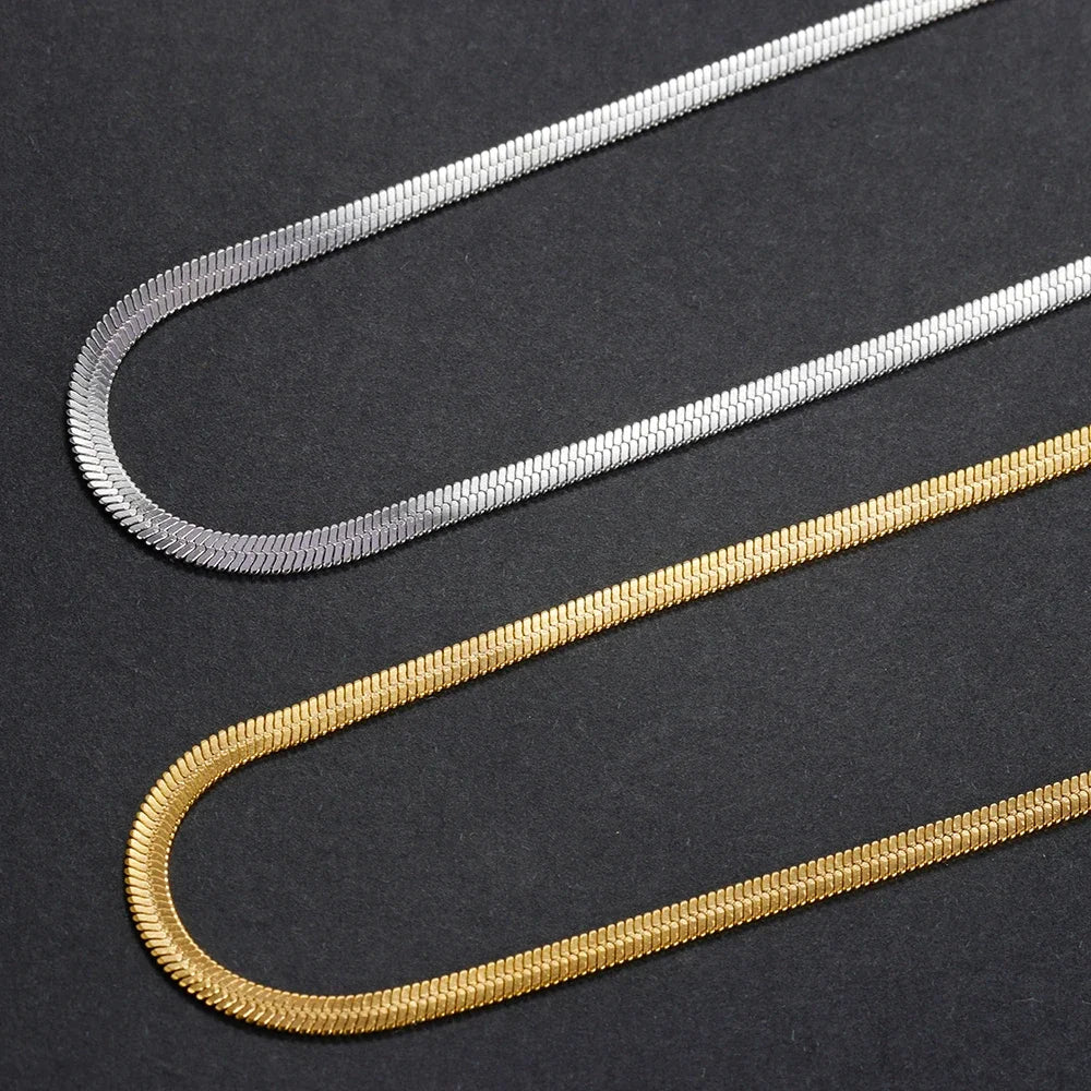 Stella Necklace · Silver