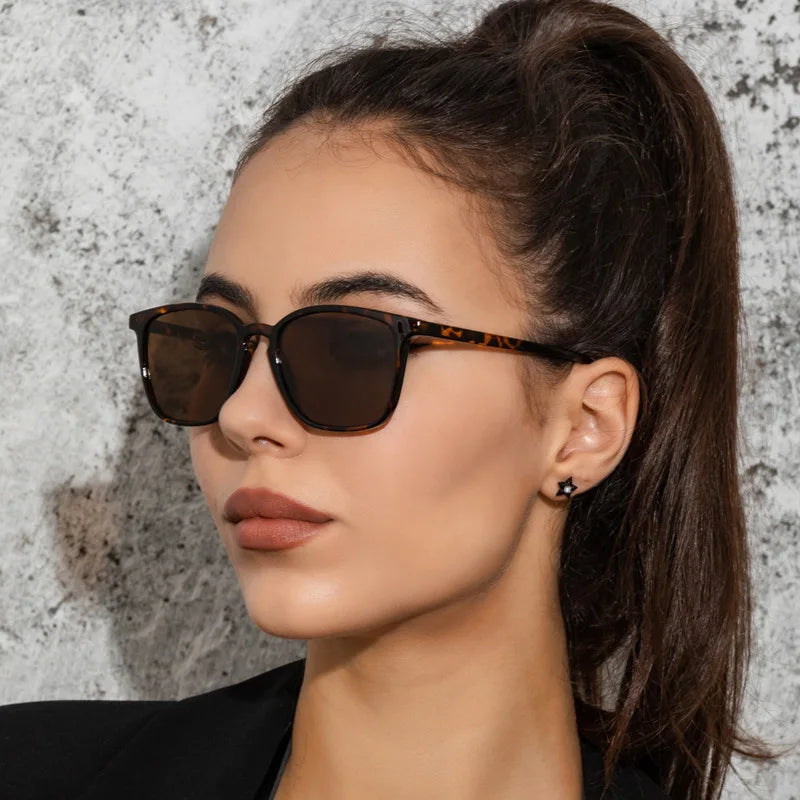 Stylish Square Sunglasses UV400 Mirrored Lenses