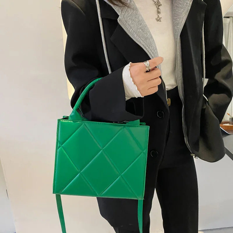 Edle Crossbody Handtasche Lederoptik mit Reißverschluss mit