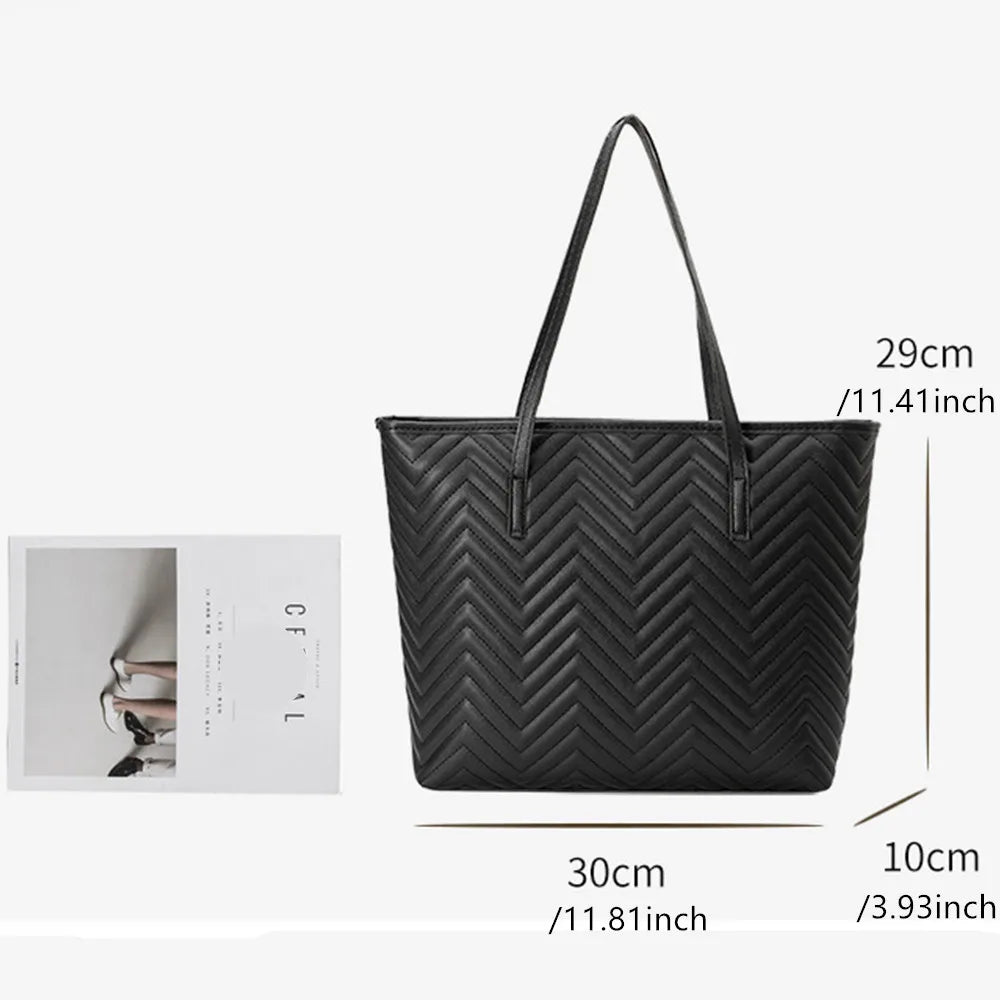 Robust shoppers in leather look with zipper